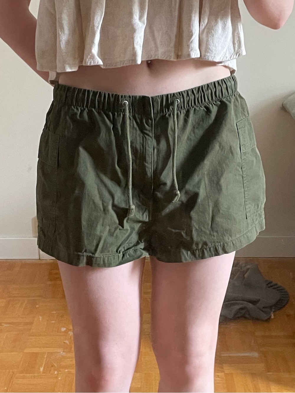 TNA Olive Drawstring Cargo Shorts - Picture 4 of 6